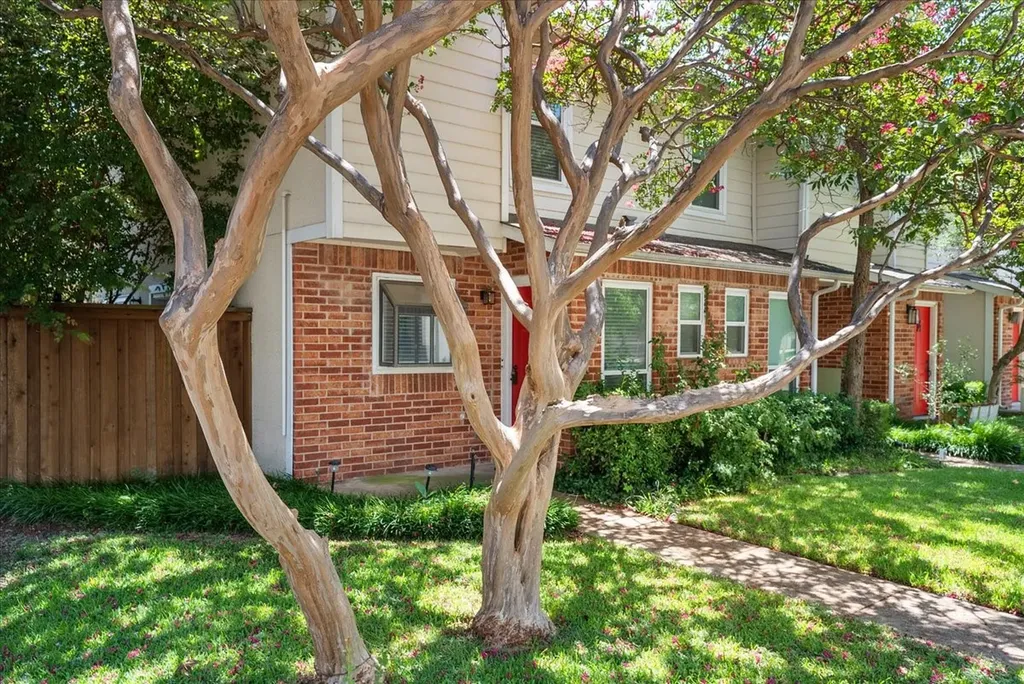 5505 Live Oak Street Dallas TX 75206