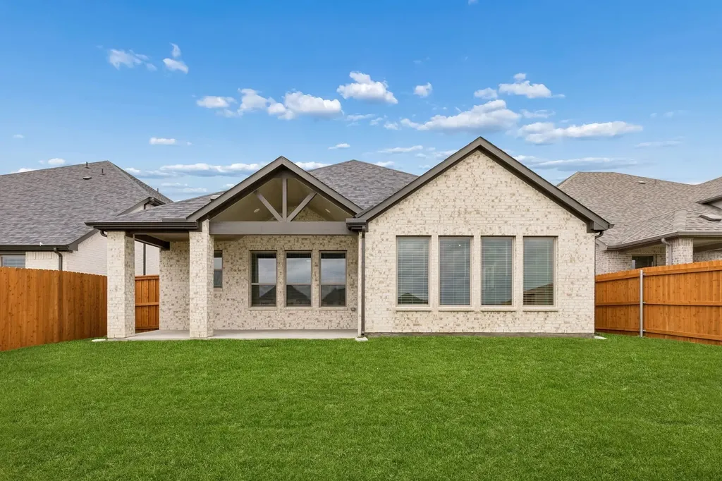 3200 Azalea Lane Gunter TX 75058