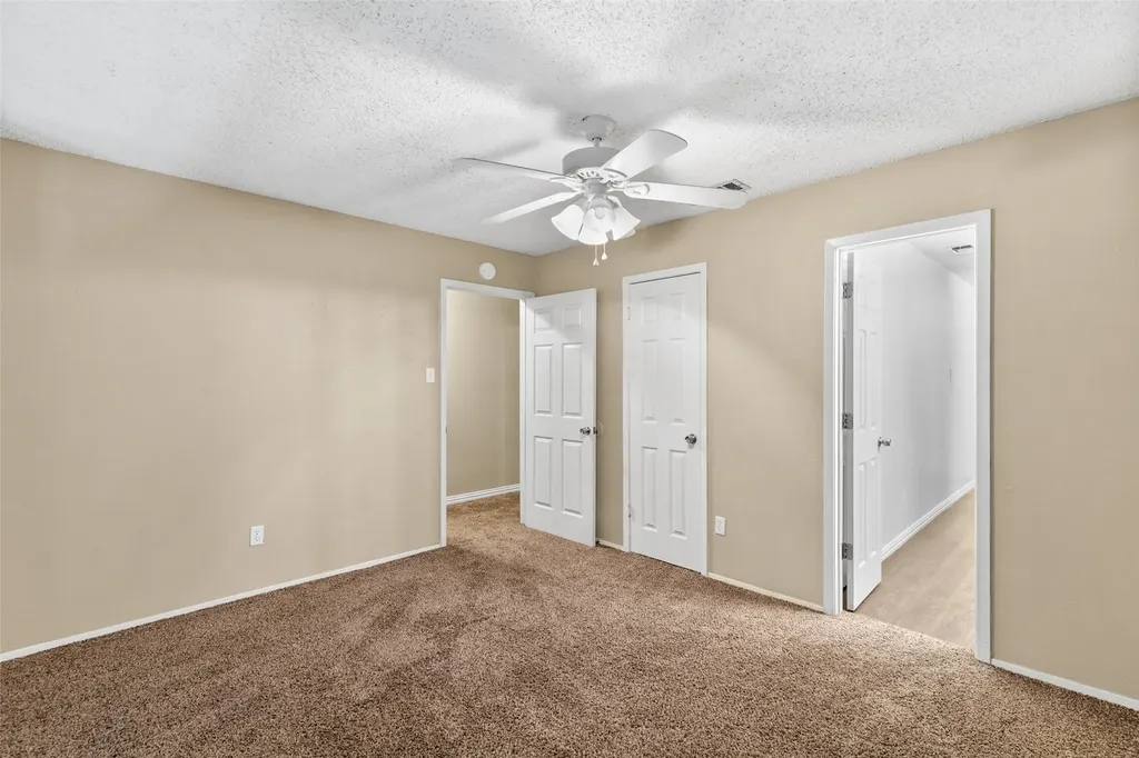 1140 Tyra Lane Fort Worth TX 76114