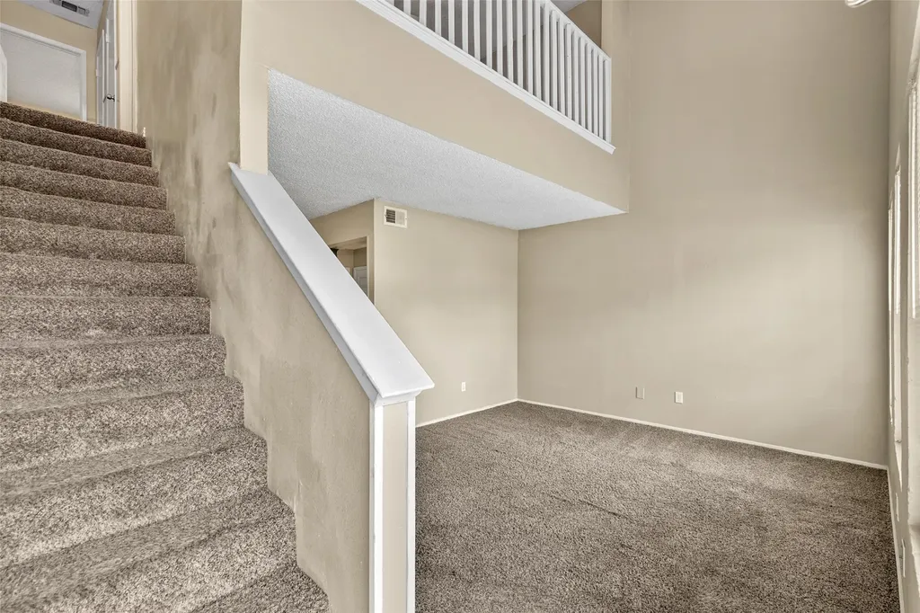 1140 Tyra Lane Fort Worth TX 76114