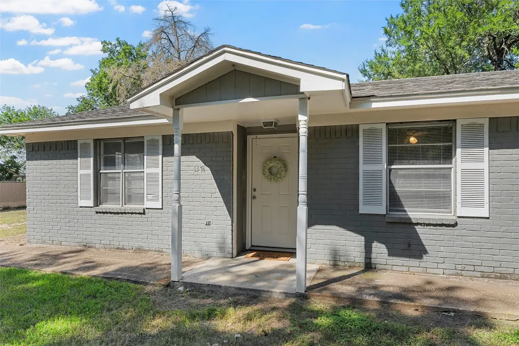 1374 Saffles Road Robinson TX 76706