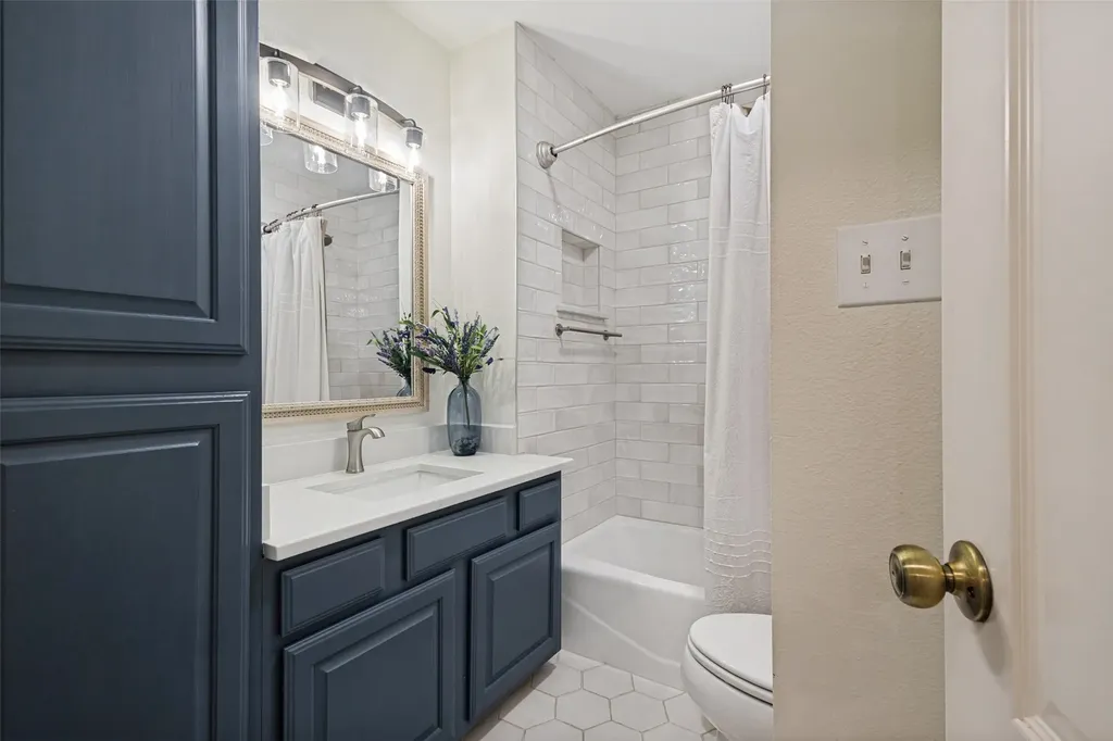 8140 Steeplechase Circle Argyle TX 76226