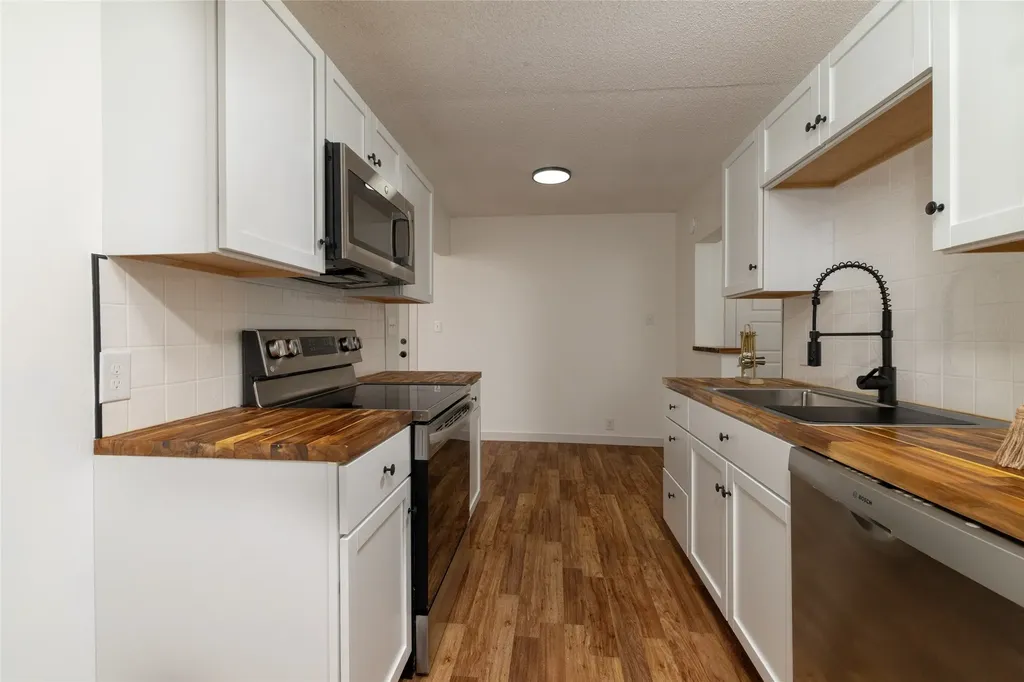 6886 County Road 2550 Quinlan TX 75474