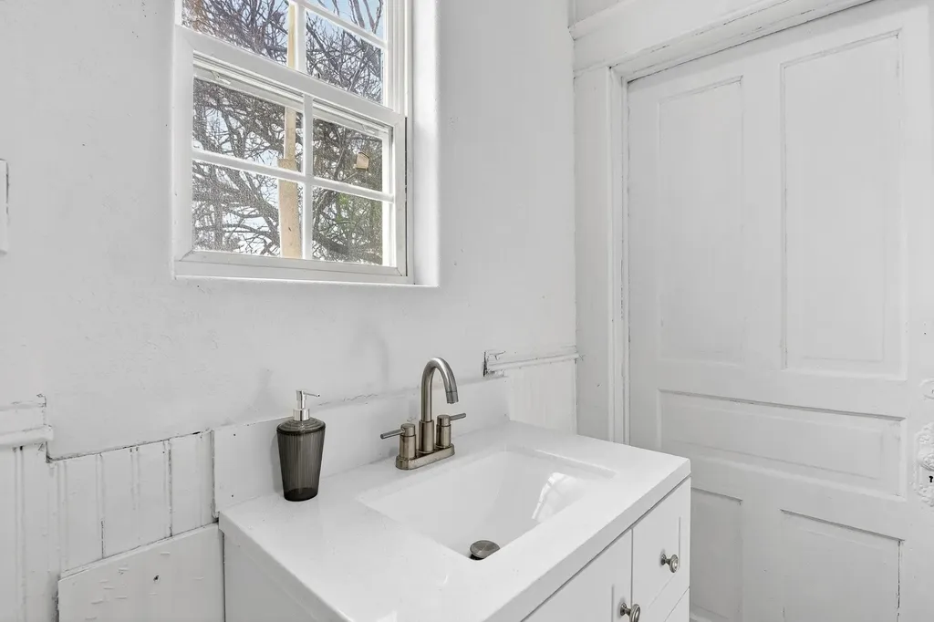 3711 Wendelkin Street Dallas TX 75215
