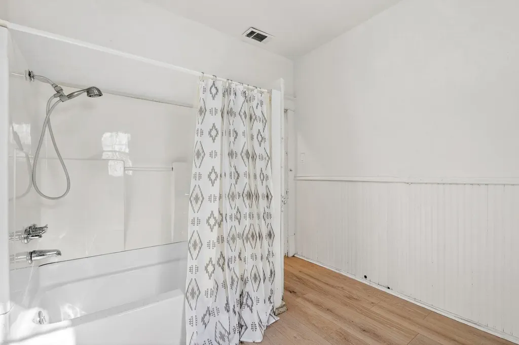 3711 Wendelkin Street Dallas TX 75215