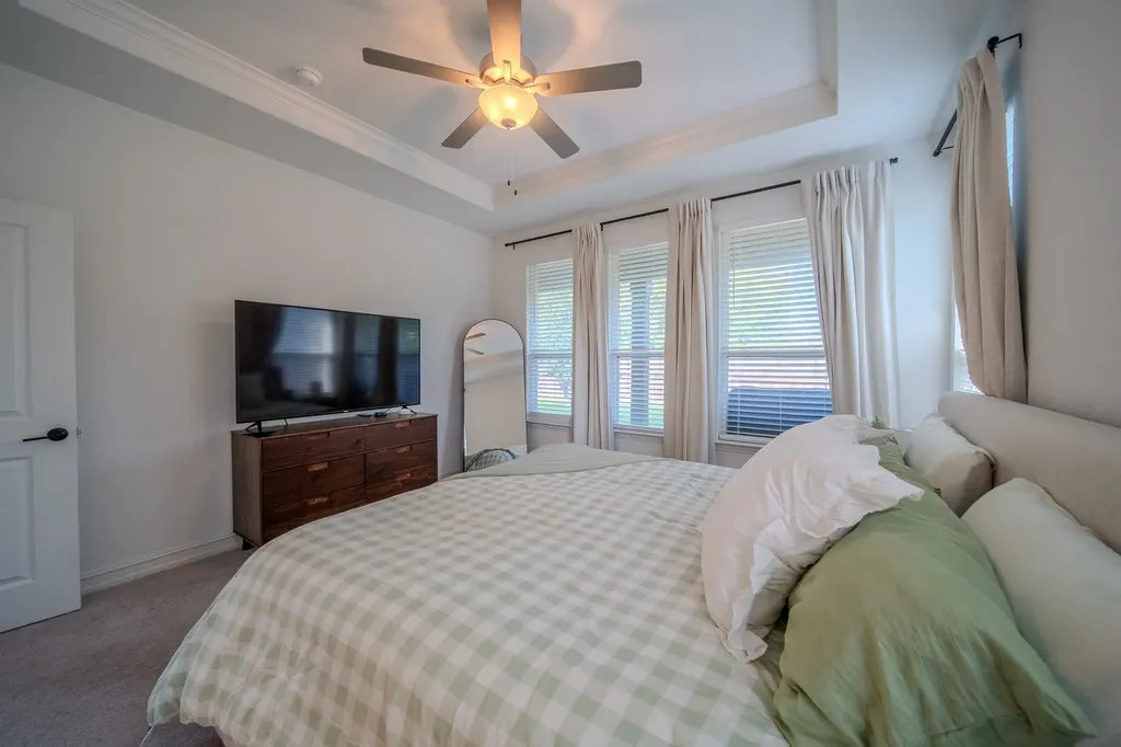 4629 Golden Gate Way Garland TX 75043