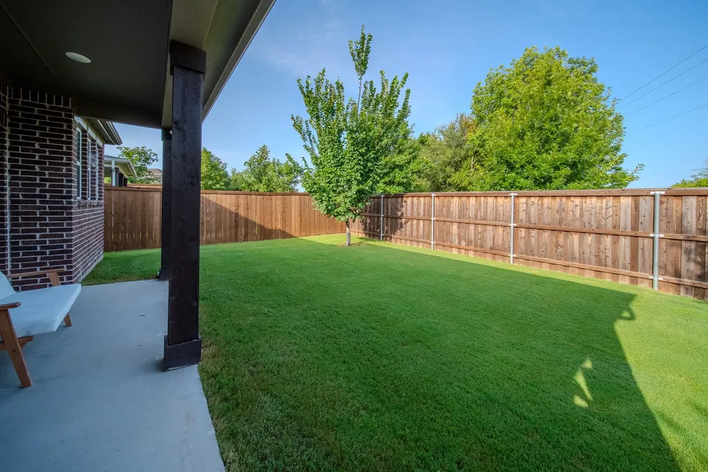 4629 Golden Gate Way Garland TX 75043