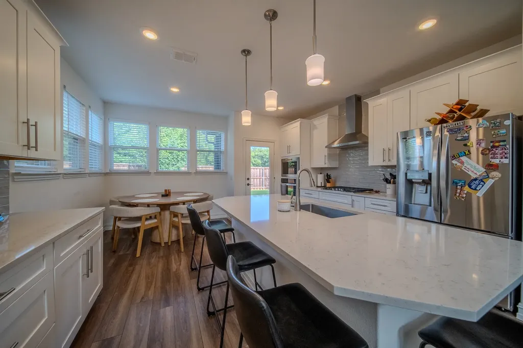 4629 Golden Gate Way Garland TX 75043