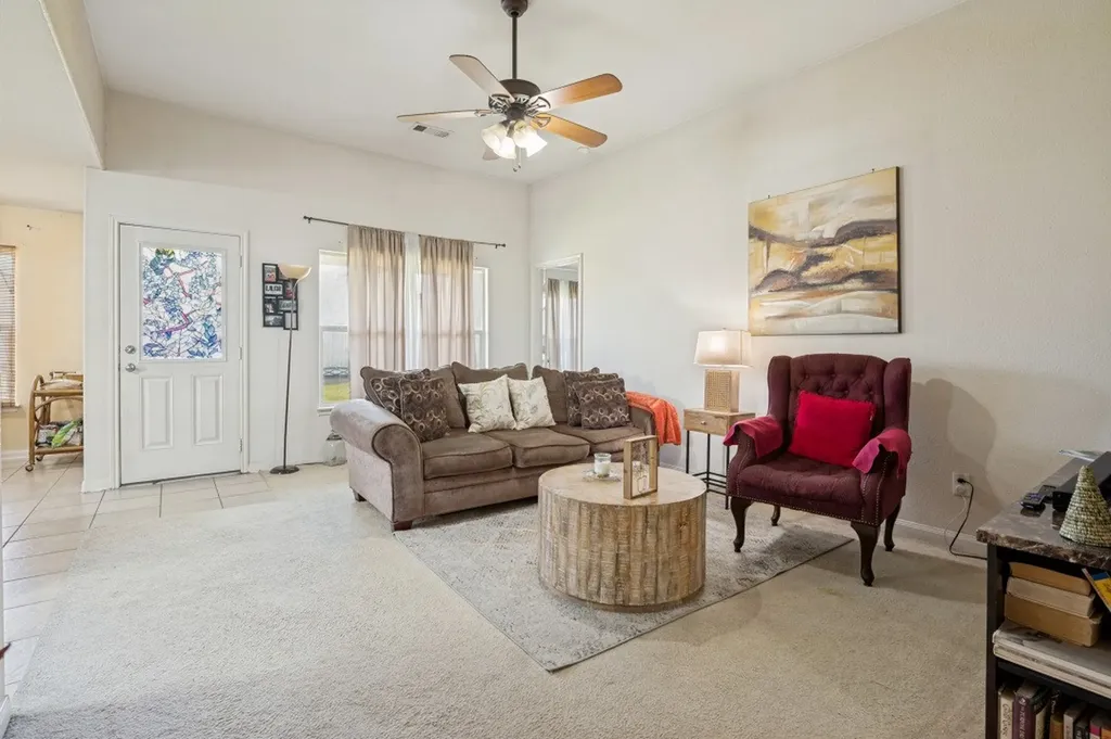 624 Noble Grove Fort Worth TX 76140
