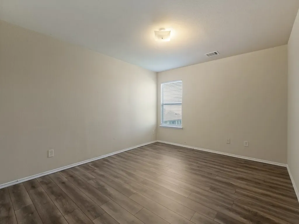 2005 Brackettville Forney TX 75126