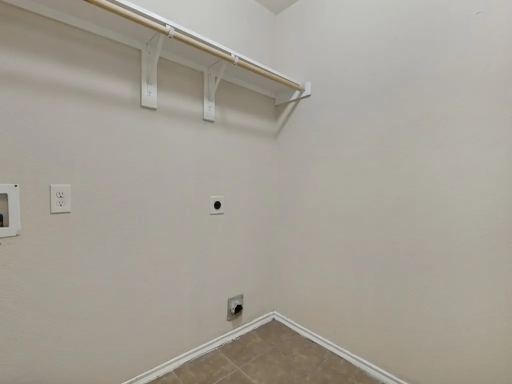 2005 Brackettville Forney TX 75126