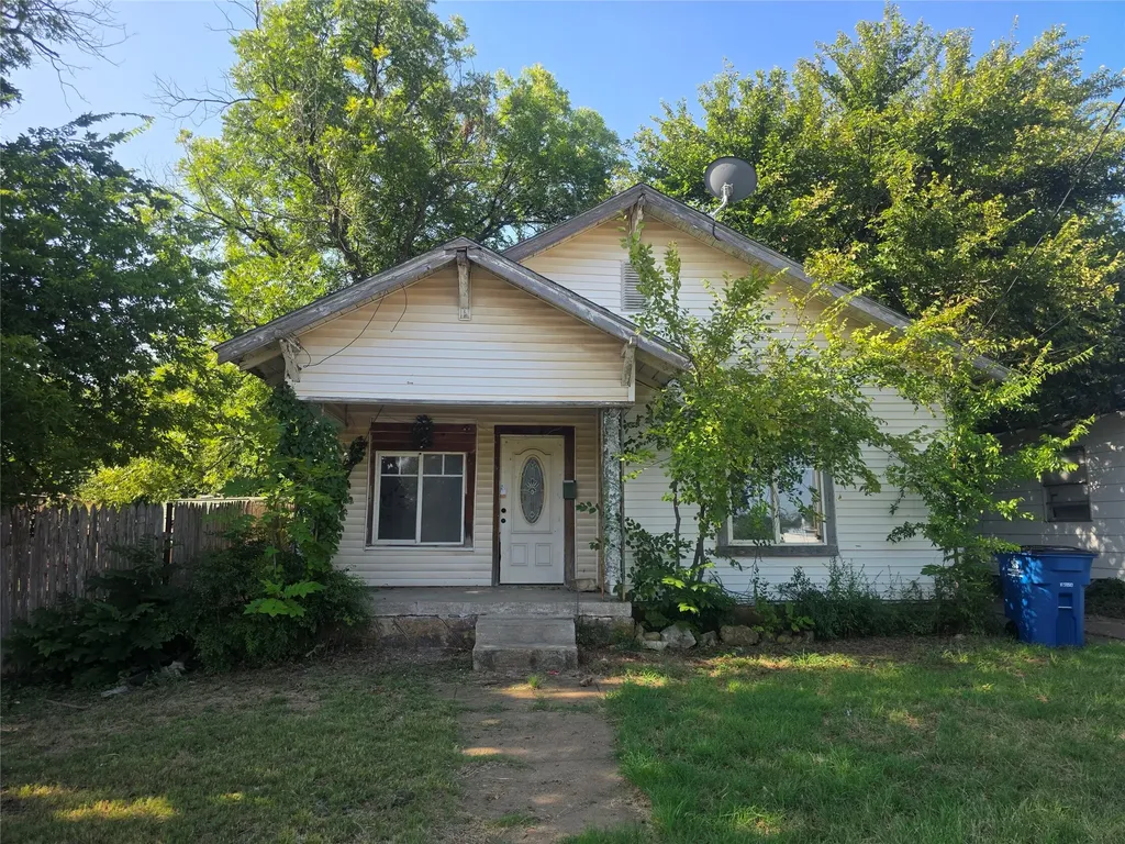 905 W Walker Street Breckenridge TX 76424
