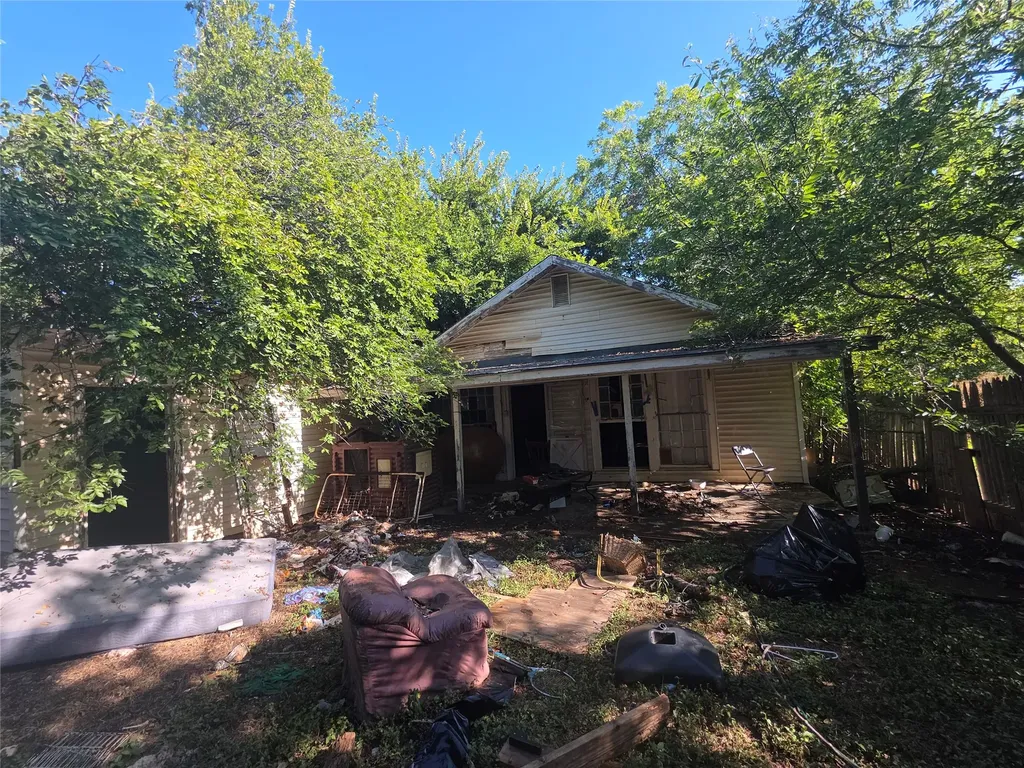 905 W Walker Street Breckenridge TX 76424
