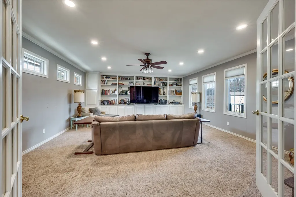 9835 Estate Lane Dallas TX 75238