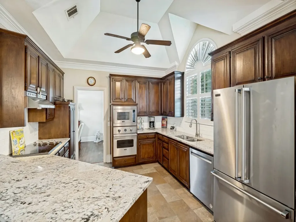 2326 Ox Bow Court Arlington TX 76006