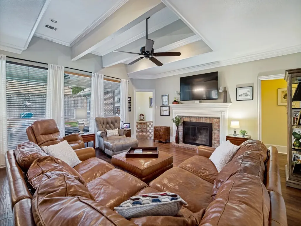 2326 Ox Bow Court Arlington TX 76006