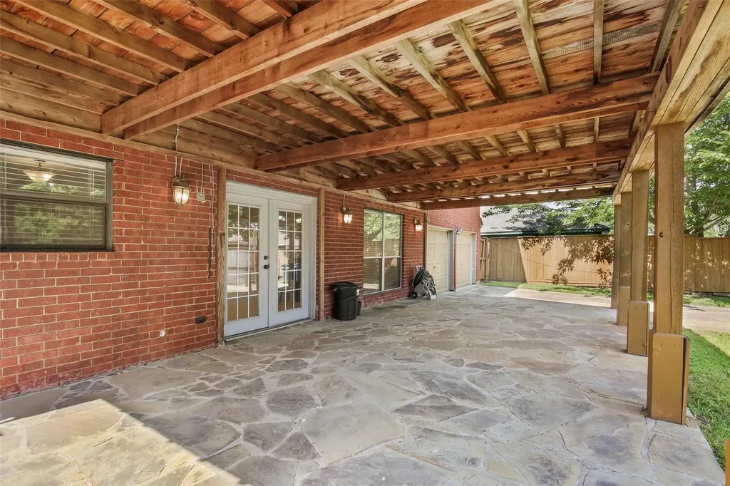 2226 Crystal Creek Lane Garland TX 75040