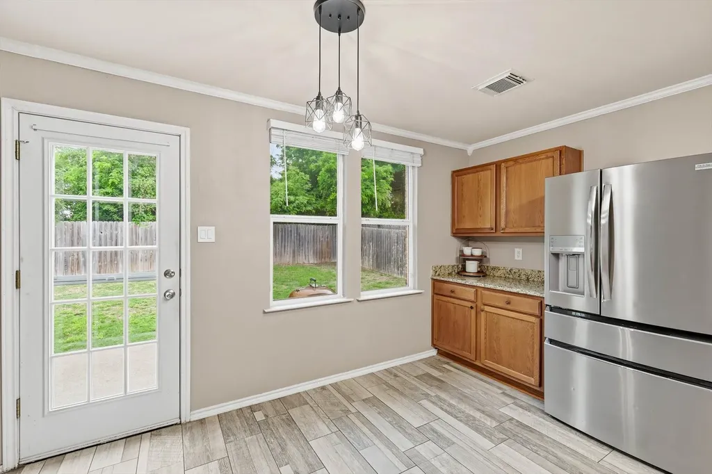 16637 Woodside Drive Fort Worth TX 76247