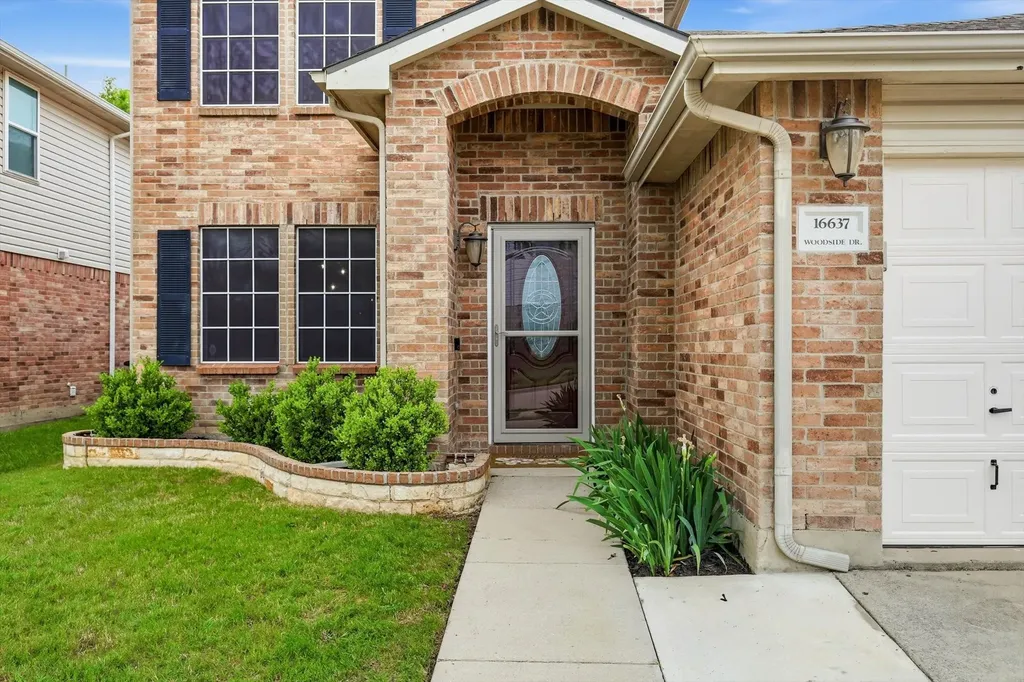 16637 Woodside Drive Fort Worth TX 76247