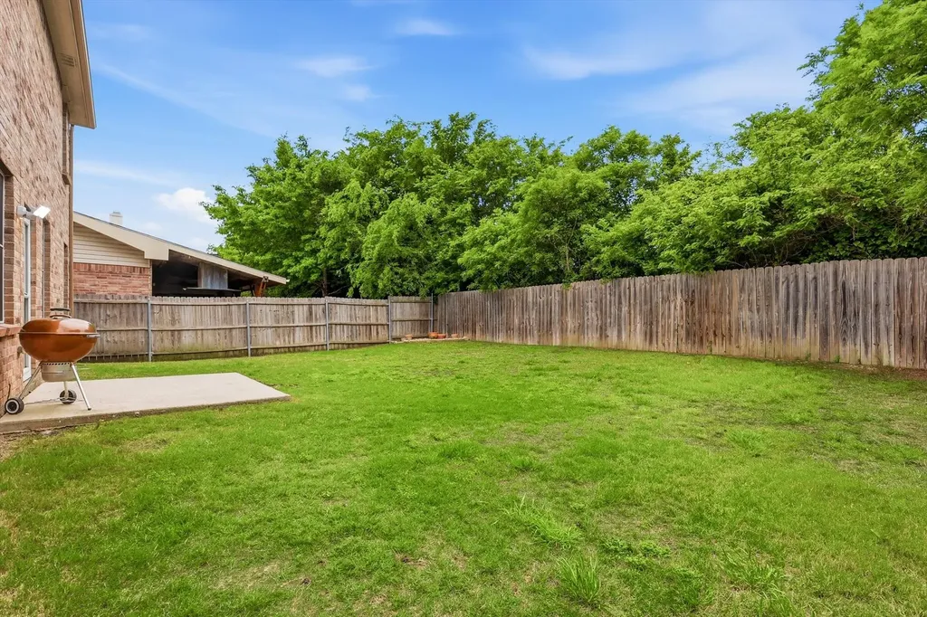 16637 Woodside Drive Fort Worth TX 76247