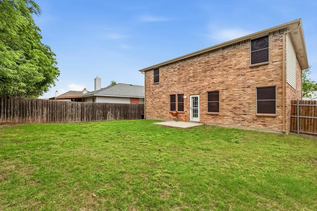 16637 Woodside Drive Fort Worth TX 76247