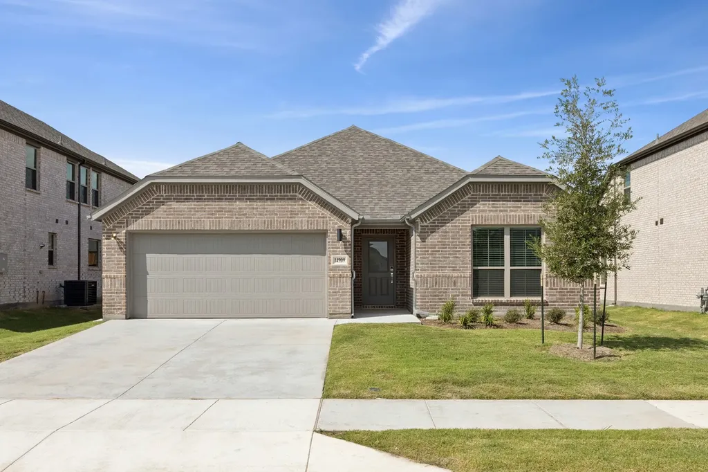 2114 Rowan Drive Gunter TX 75058