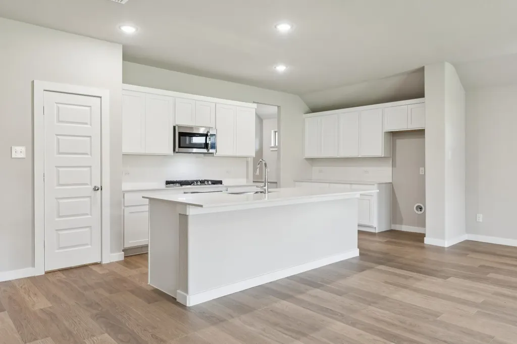 2114 Rowan Drive Gunter TX 75058