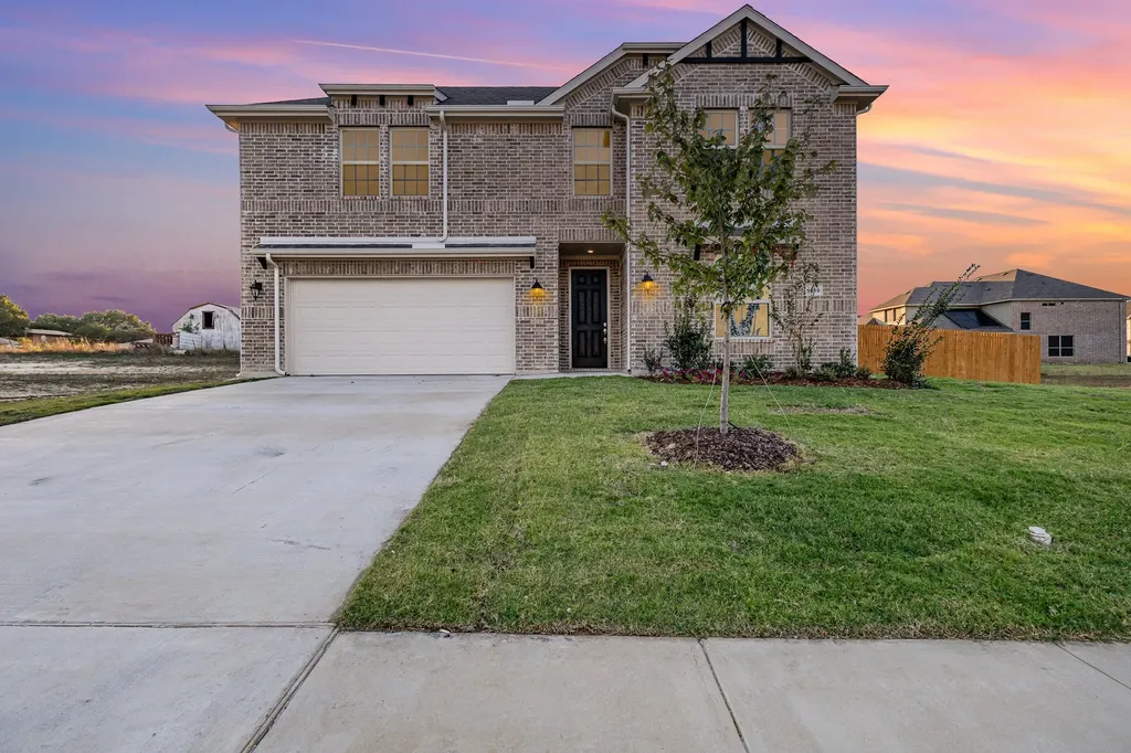1019 Ella Desoto TX 75115