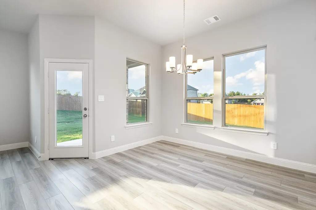 1019 Ella Desoto TX 75115