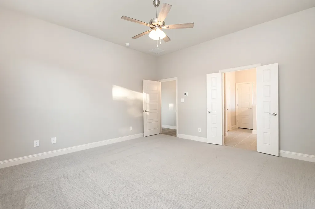 1019 Ella Desoto TX 75115