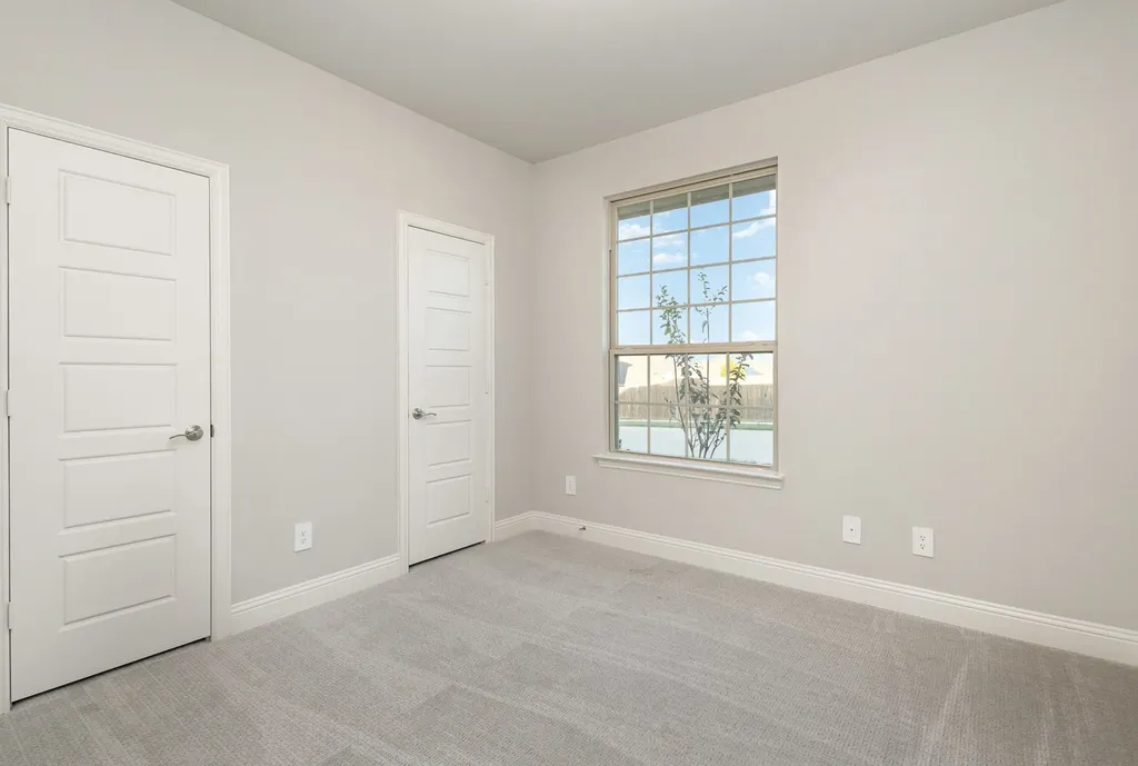 1019 Ella Desoto TX 75115