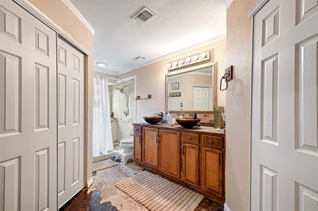 7814 Clairmont Avenue Rowlett TX 75089