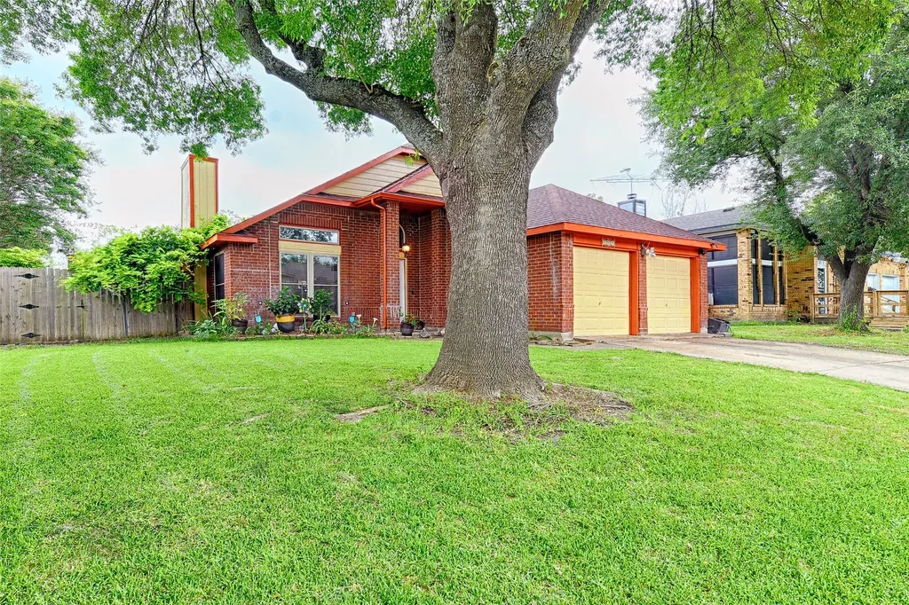 7814 Clairmont Avenue Rowlett TX 75089