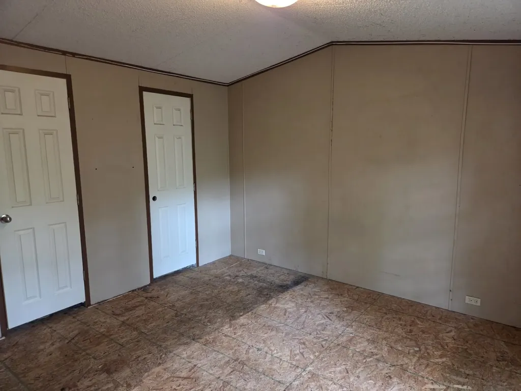 126 Tipps Road Whitesboro TX 76273