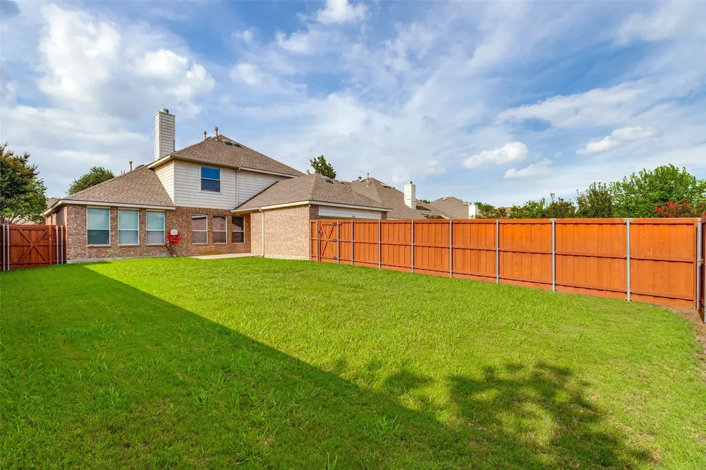 5925 Pine Meadow Lane Mckinney TX 75070