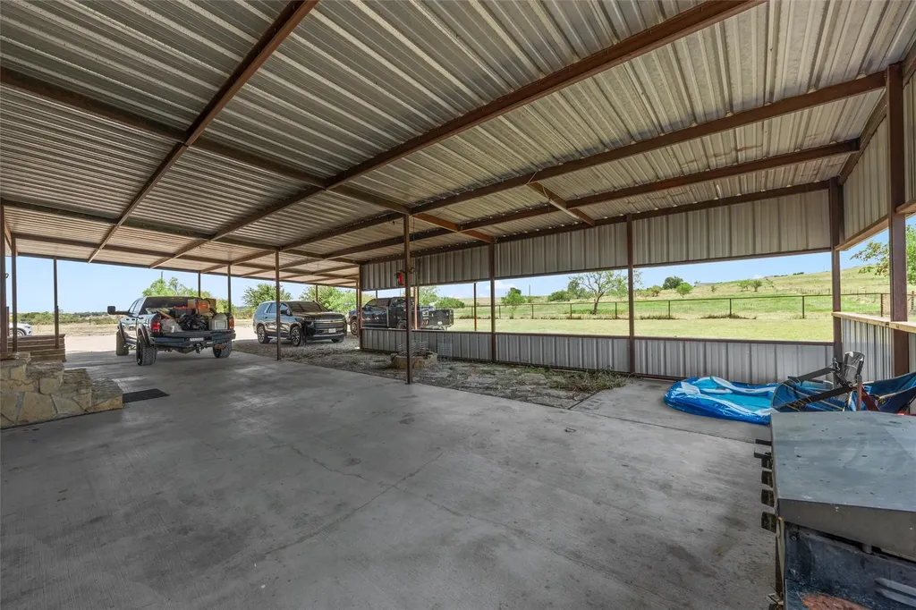284 Bubert Lane Mcgregor TX 76657