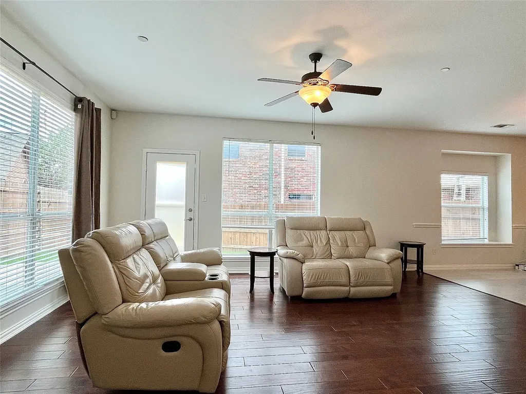 2204 Paige Court Carrollton TX 75006