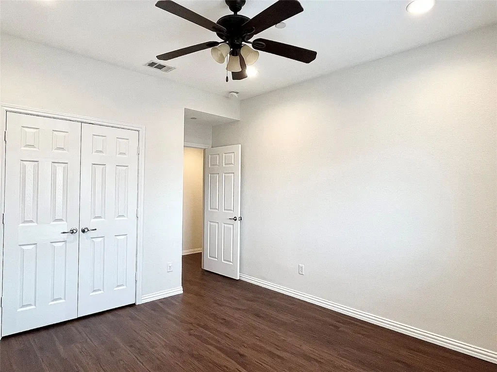 2204 Paige Court Carrollton TX 75006
