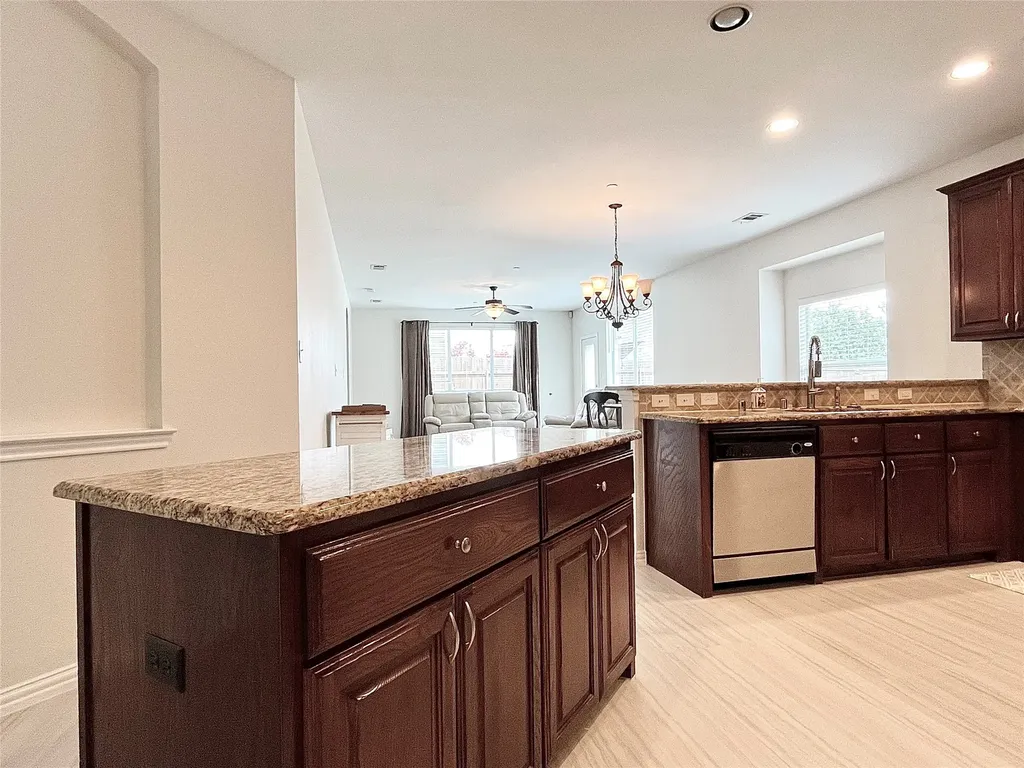 2204 Paige Court Carrollton TX 75006
