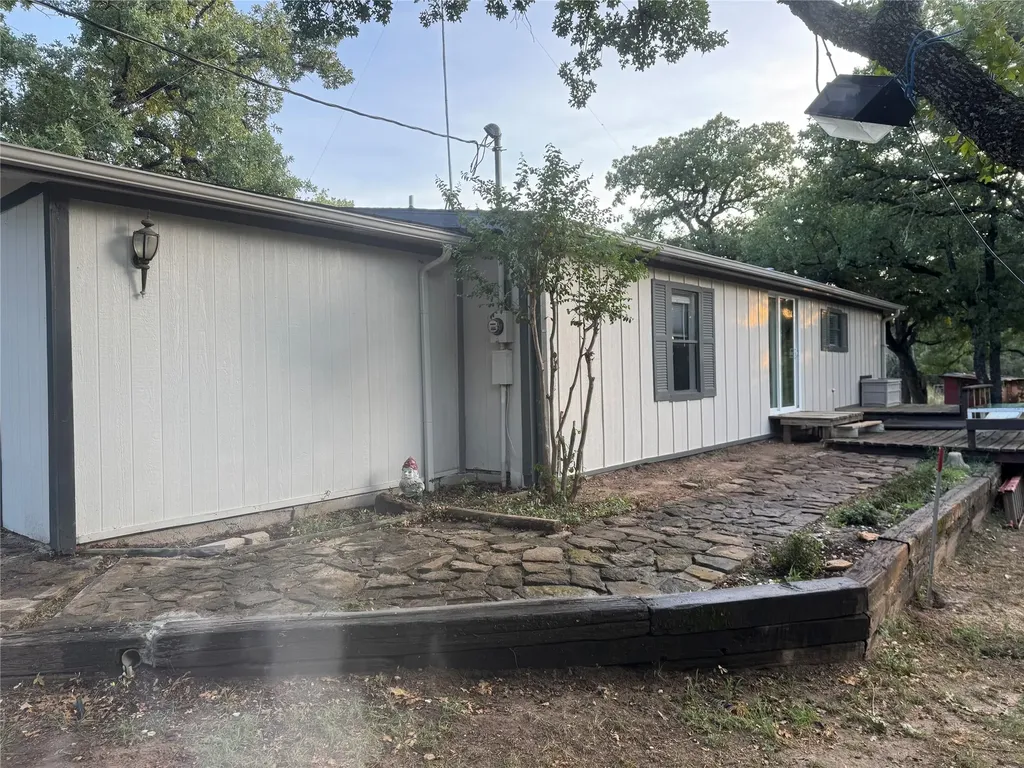 613 Private Road 4369 Decatur TX 75069