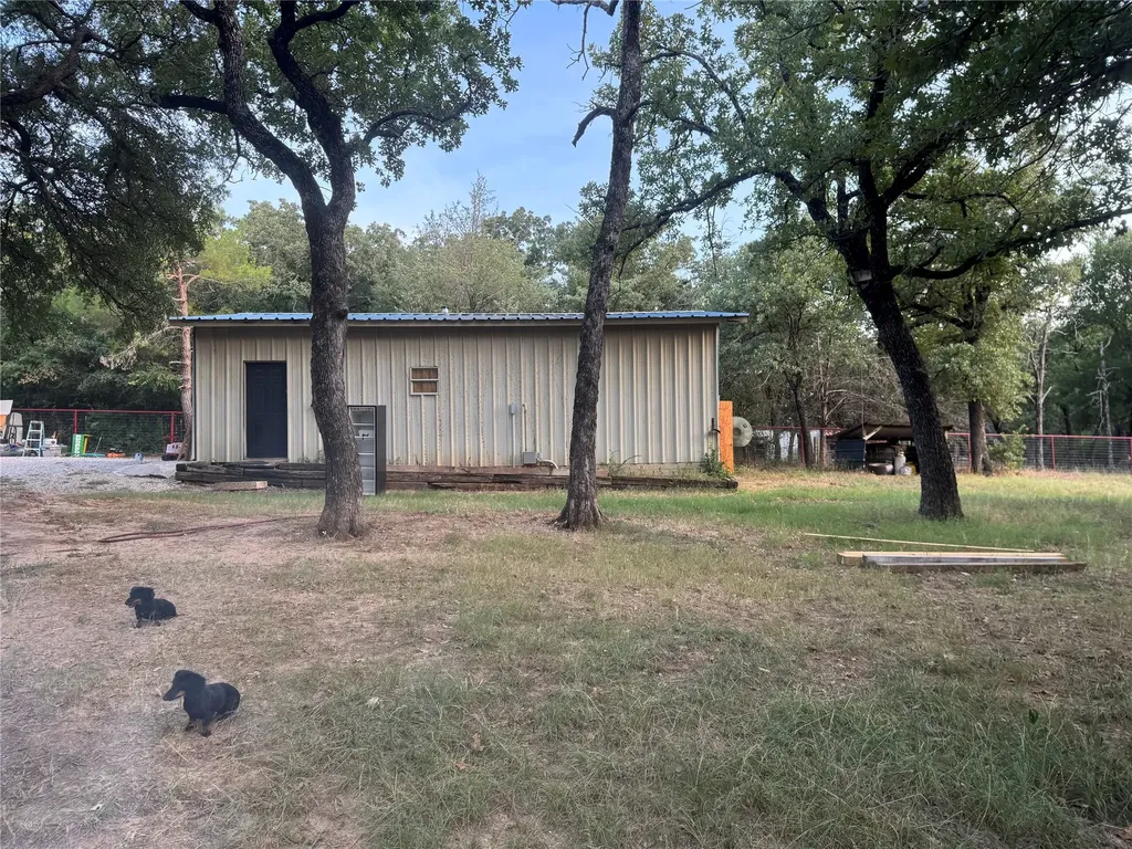 613 Private Road 4369 Decatur TX 75069