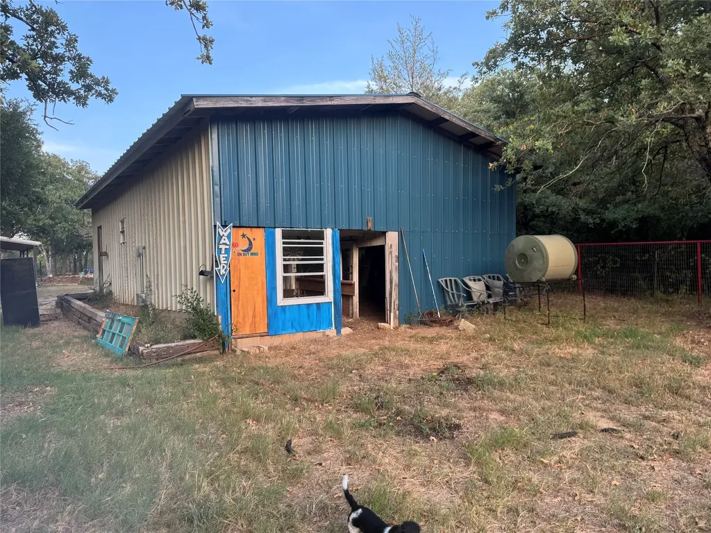 613 Private Road 4369 Decatur TX 75069