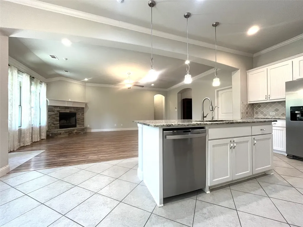 348 Bessie Coleman Boulevard Waxahachie TX 75165