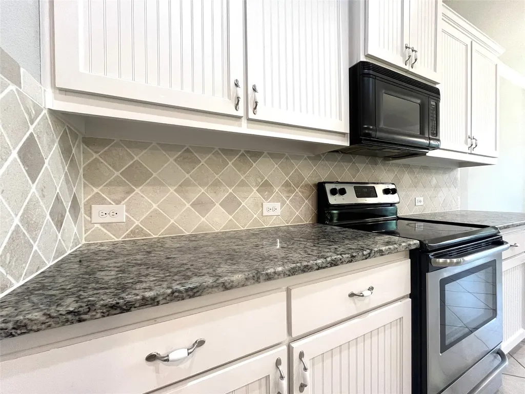 348 Bessie Coleman Boulevard Waxahachie TX 75165