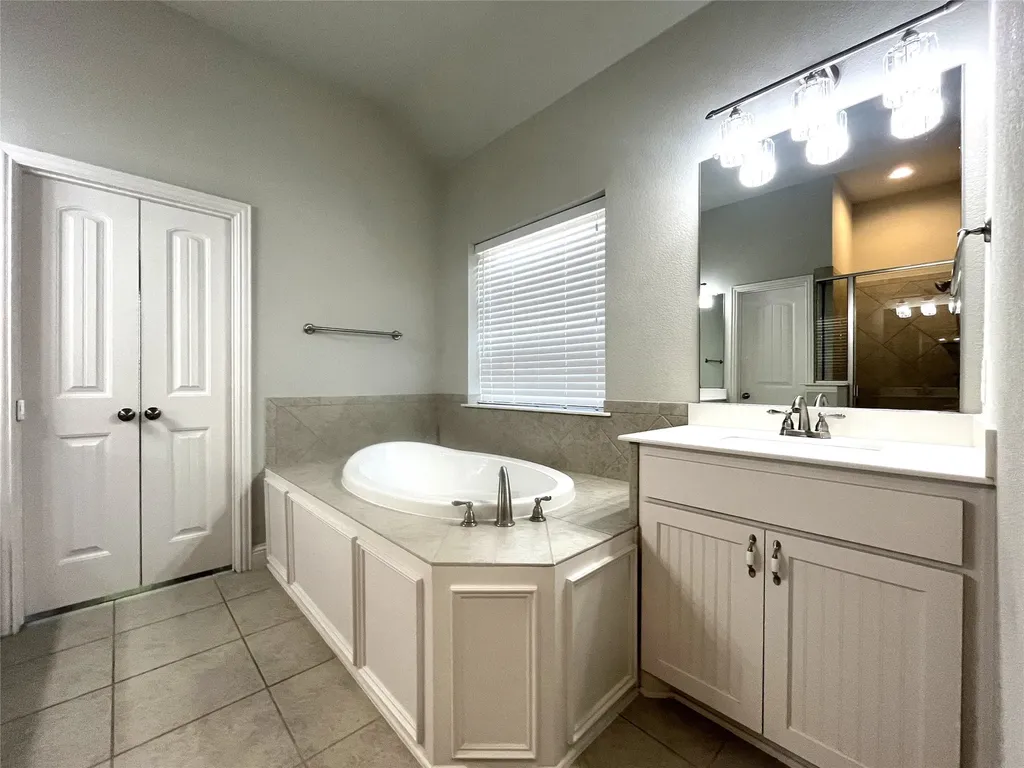 348 Bessie Coleman Boulevard Waxahachie TX 75165