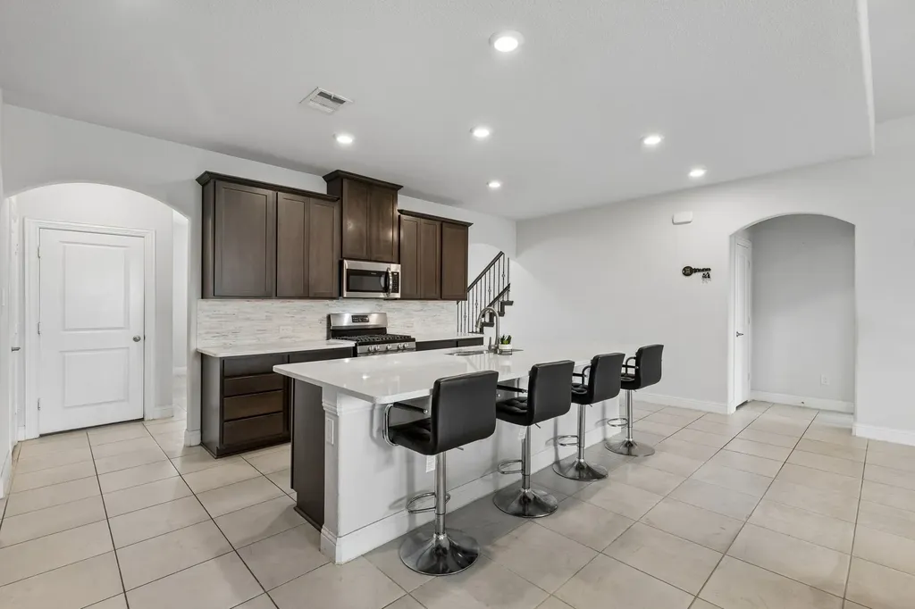 2900 Half Moon Road Aubrey TX 76227