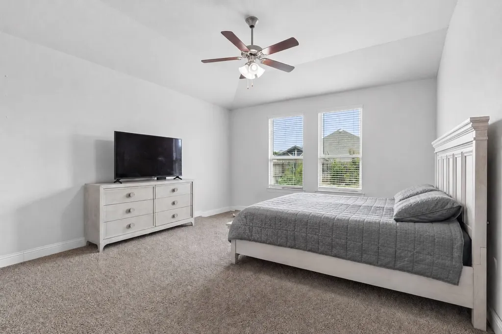 2900 Half Moon Road Aubrey TX 76227