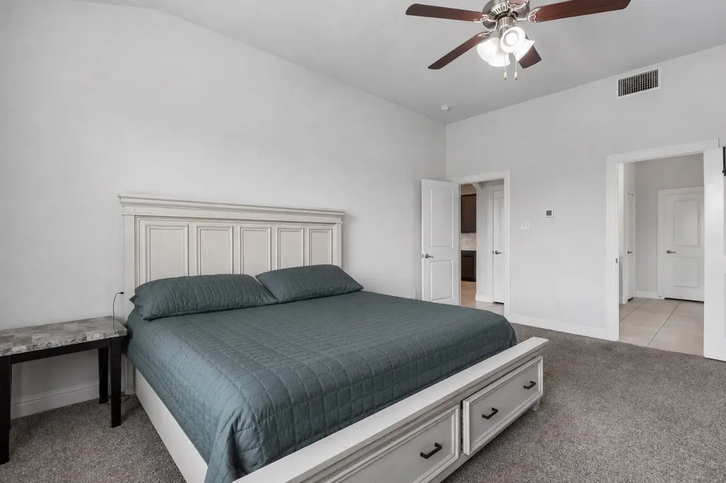 2900 Half Moon Road Aubrey TX 76227