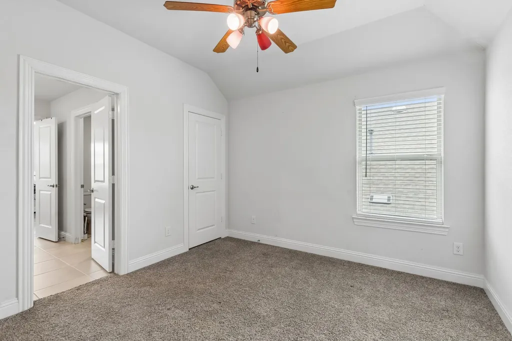 2900 Half Moon Road Aubrey TX 76227