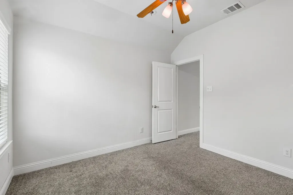 2900 Half Moon Road Aubrey TX 76227